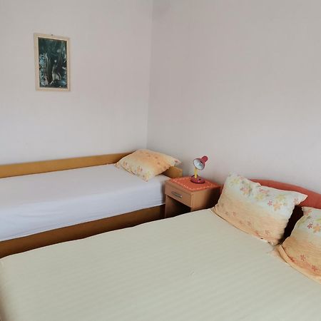 חוואר Apartments Radonic חדר תמונה