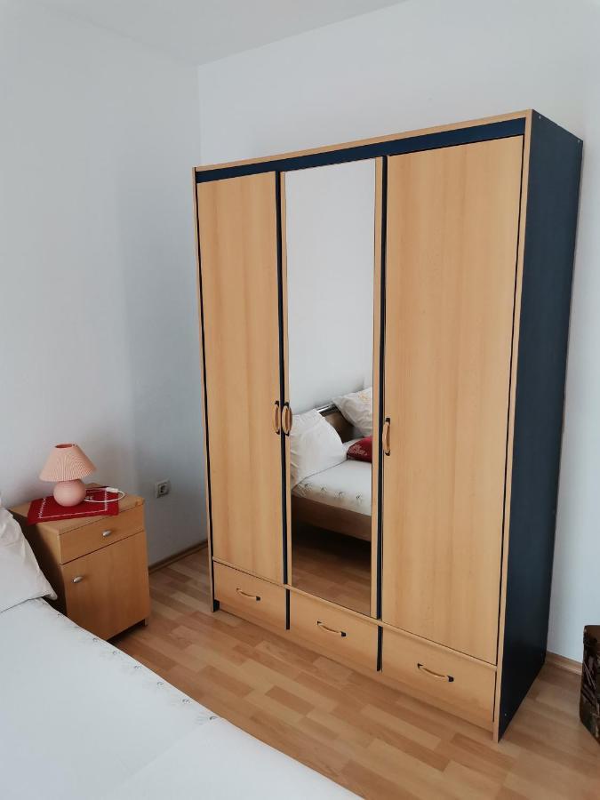 חוואר Apartments Radonic מראה חיצוני תמונה