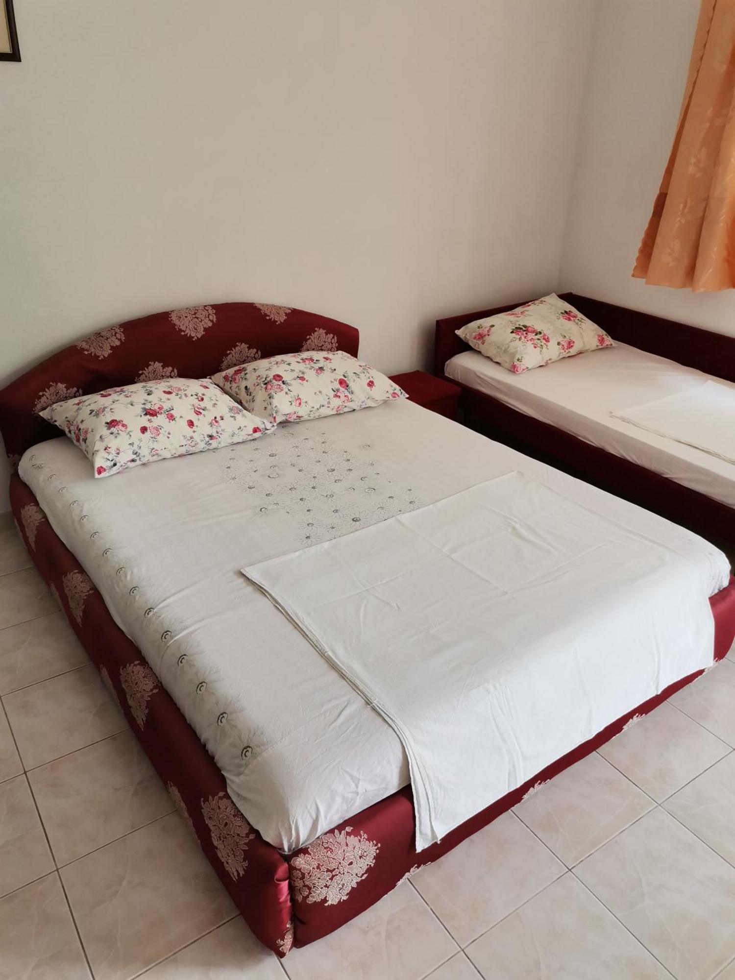 חוואר Apartments Radonic חדר תמונה