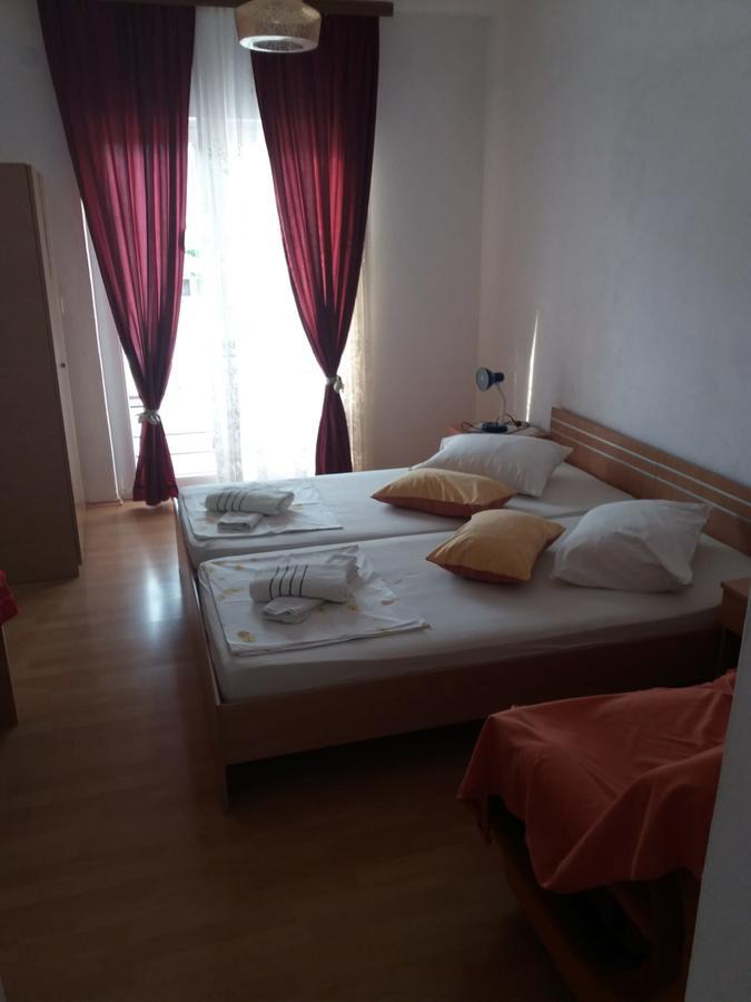 חוואר Apartments Radonic מראה חיצוני תמונה