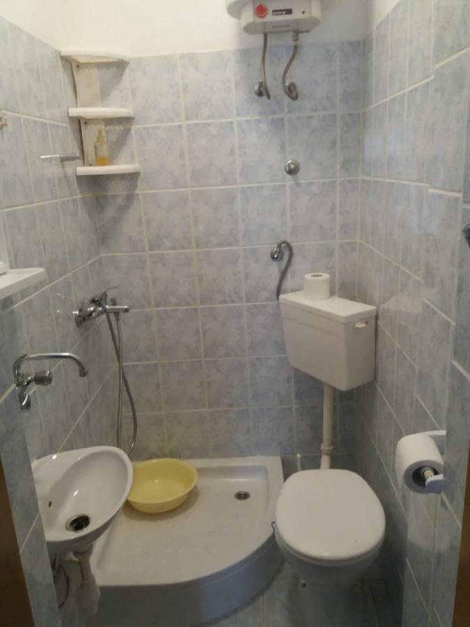 חוואר Apartments Radonic מראה חיצוני תמונה